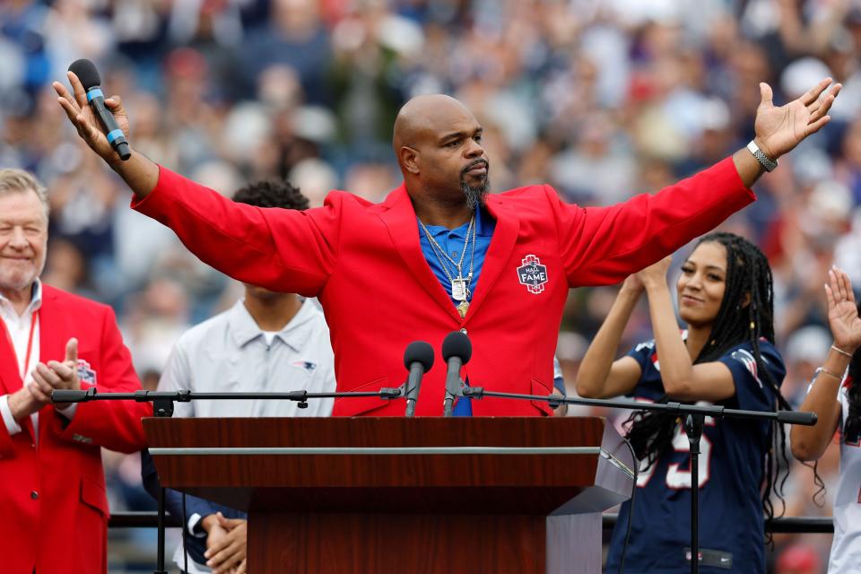 Vince Wilfork is inducted into the Patriots Hall of Fame in 2022.