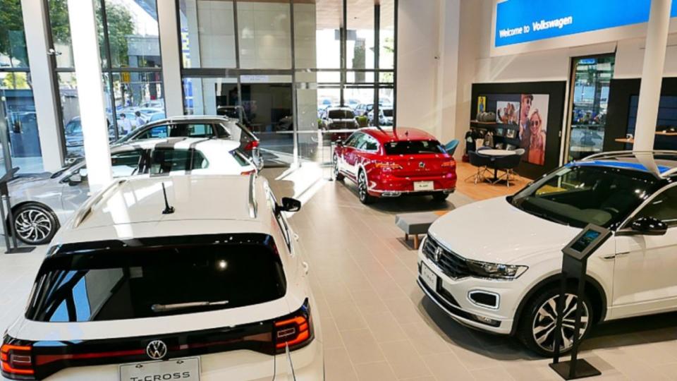 展示中心內導入數位化的顧客賞車體驗服務。(圖片來源/ VW)