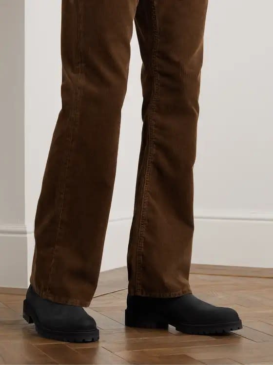 common projects chelsea boots