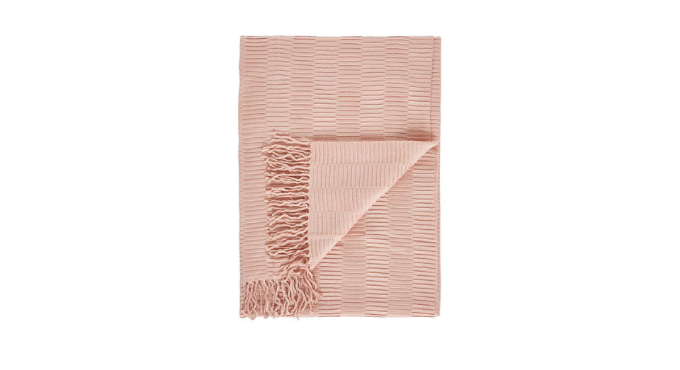 Gallery Linear Pleat Throw