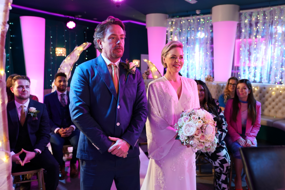 dave chen williams and cindy cunningham's wedding in hollyoaks