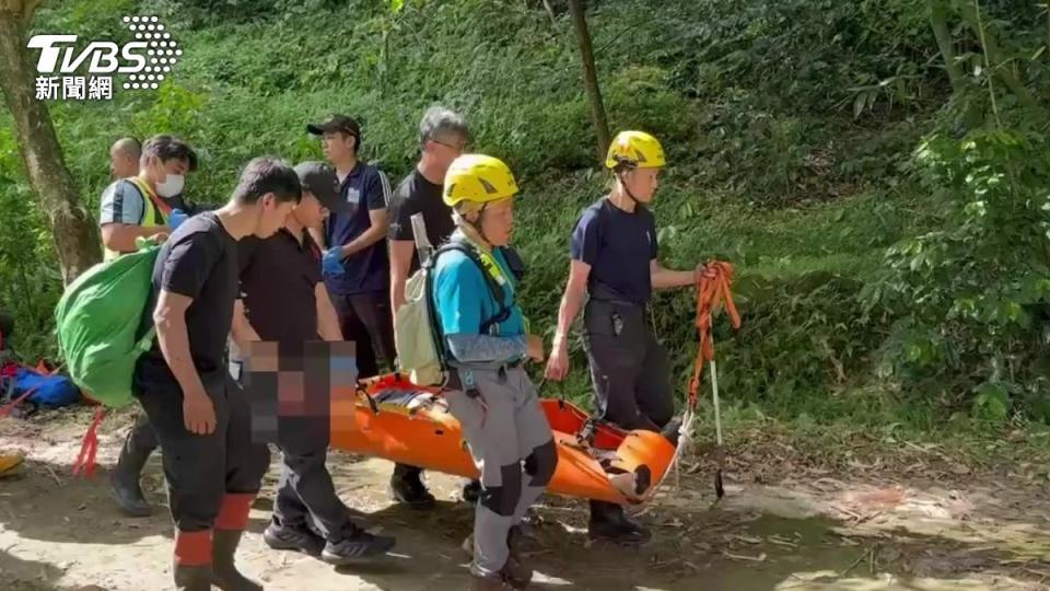 三峽派出所林姓警員被尋獲時已無生命跡象。（圖／TVBS）