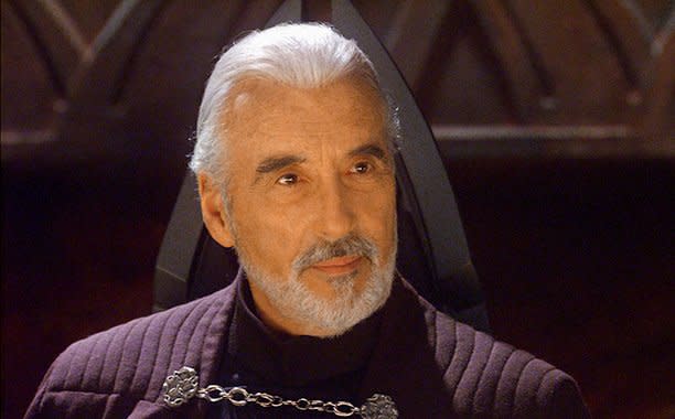 Count Dooku joins the separatists