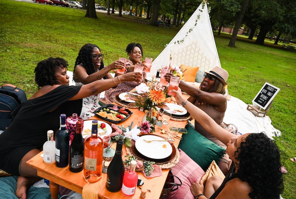 Newly released research of residents in northern California suggests that since the 2016 presidential election, some friendship groups have become more homogeneous. <a href="https://www.gettyimages.com/detail/news-photo/friends-enjoy-a-birthday-party-picnic-experience-provided-news-photo/1331980463?adppopup=true" rel="nofollow noopener" target="_blank" data-ylk="slk:Steve Pfost/Newsday RM via Getty Images;elm:context_link;itc:0;sec:content-canvas" class="link ">Steve Pfost/Newsday RM via Getty Images</a>