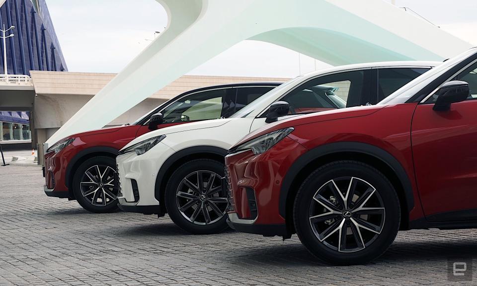 Image of a Lexus LBX parked under the canopy of the City of Arts and Sciences in Valencia.