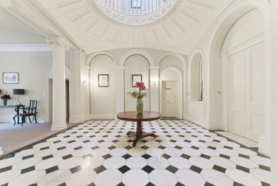 The building's grand entrance hall, crowned by a saucer dome (Barnard Marcus)