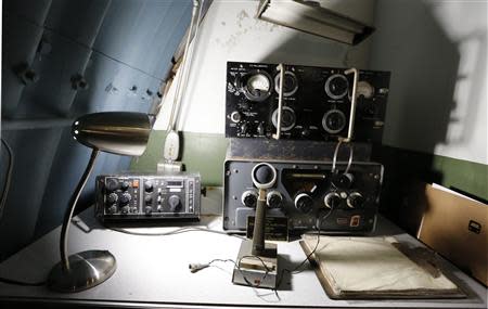 Short wave radios are shown in the cold-war era nuclear fallout shelter constructed for U.S. President John F. Kennedy on Peanut Island near Riviera Beach, Florida November 8, 2013. REUTERS/Joe Skipper