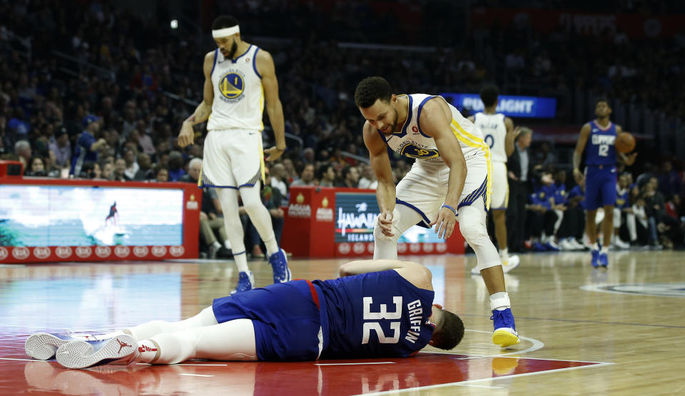 Los Angeles Clippers forward Blake Griffin did not return to the game after getting hit by center JaVale McGee. (AP Photo/Alex Gallardo)