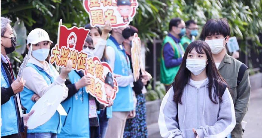 今年缺額大爆發達1萬6121個，較去年增加5827個。（圖／示意圖，記者羅永銘攝影）