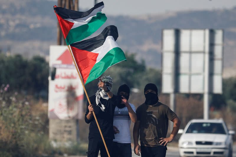 An Israeli-Palestinian "flags war" brews as violence flares