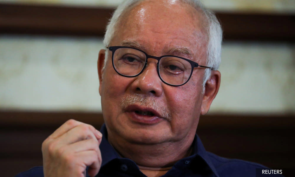 Najib mulls seeking apex court to first hear SRC fresh evidence appeal