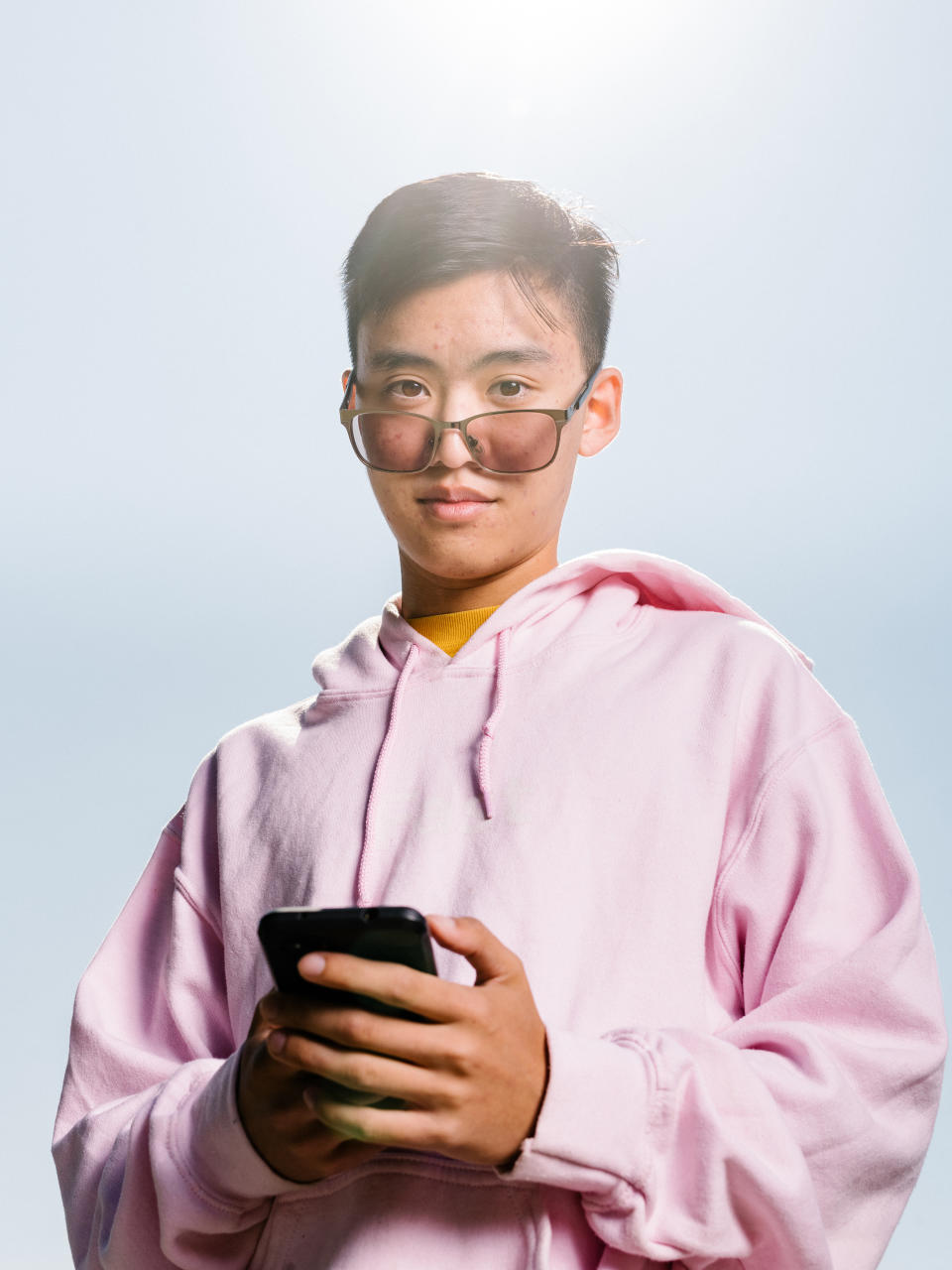 Justin Zheng, de 19 años, uno de los fundadores de Gen Z Mafia, en Hillsborough, California, el 3 de septiembre de 2020. (Jason Henry/The New York Times)