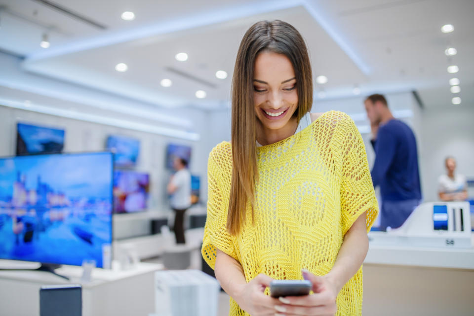 Les grandes enseignes bradent leurs téléviseurs (Photo : Getty Images)