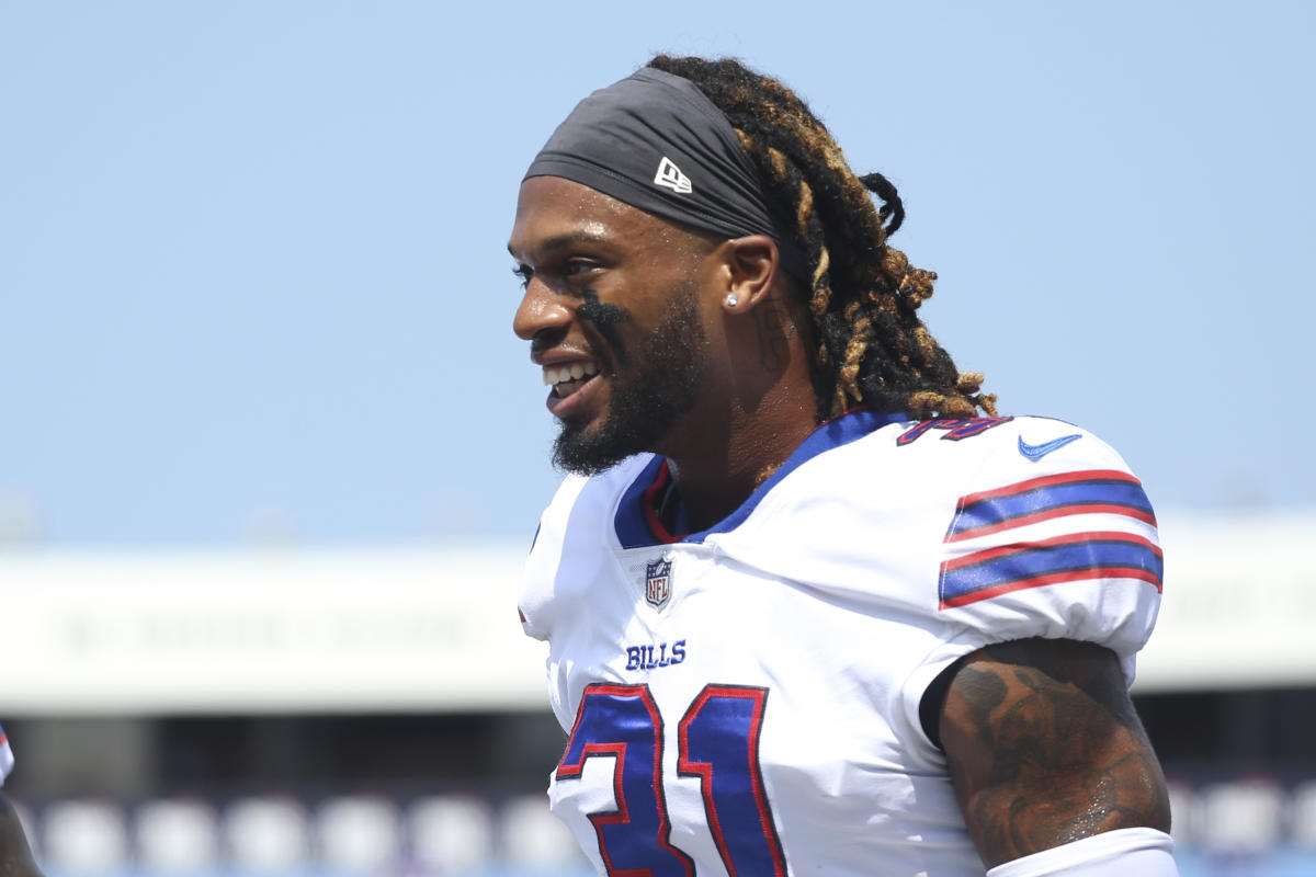 Damar Hamlin Returns to Football After Injury — Buffalo Bills 2023 – TVLine