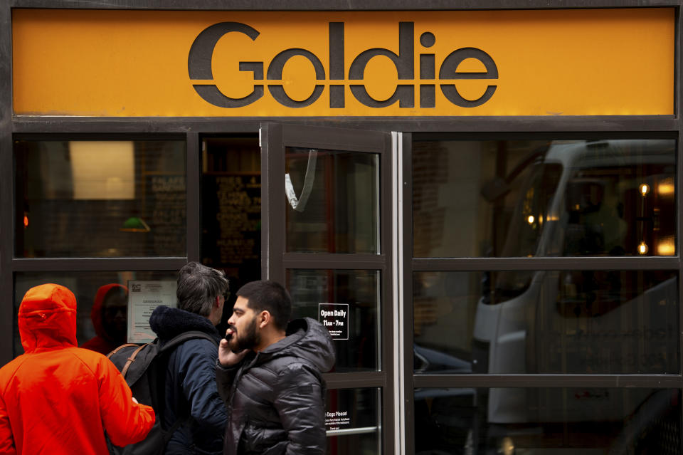 Goldie, un restaurante de faláfel en Filadelfia que fue blanco de una protesta propalestina reciente, el 6 de diciembre de 2023. (Kriston Jae Bethel/The New York Times)