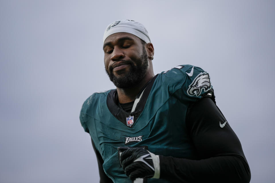 Philadelphia Eagles linebacker Haason Reddick leaves the field after an NFL football game against the Arizona Cardinals, Sunday, Dec. 31, 2023, in Philadelphia. The Cardinals won 35-31. (AP Photo/Matt Slocum)