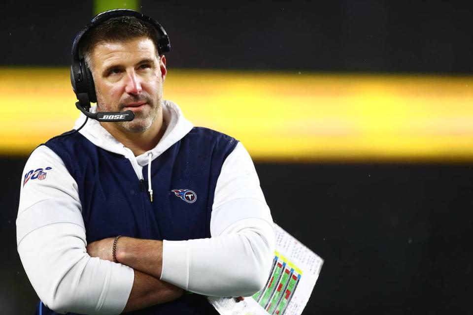 Head coach Mike Vrabel of the Tennessee Titans looks on as they play against the New England Patriots in the second half of the AFC Wild Card Playoff game at Gillette Stadium on Jan. 4, 2020 in Foxborough, Mass. The Titans won 20-13. (Adam Glanzman/Getty Images/TNS)