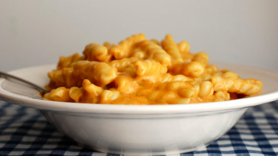 Easy stovetop mac and cheese recipe  (Alejandra Ramos / Always Order Dessert)