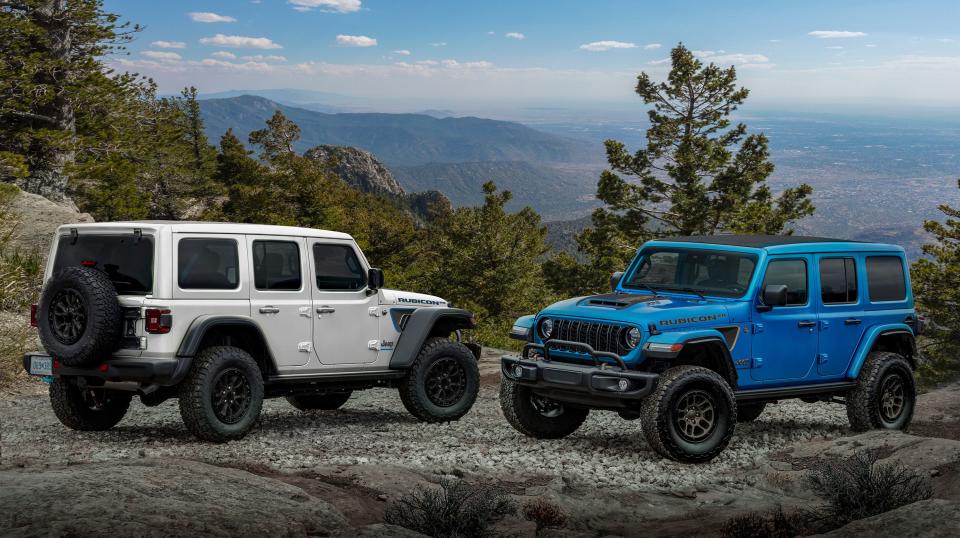 View Photos of the 2023 Jeep Wrangler 20th Anniversary Editions