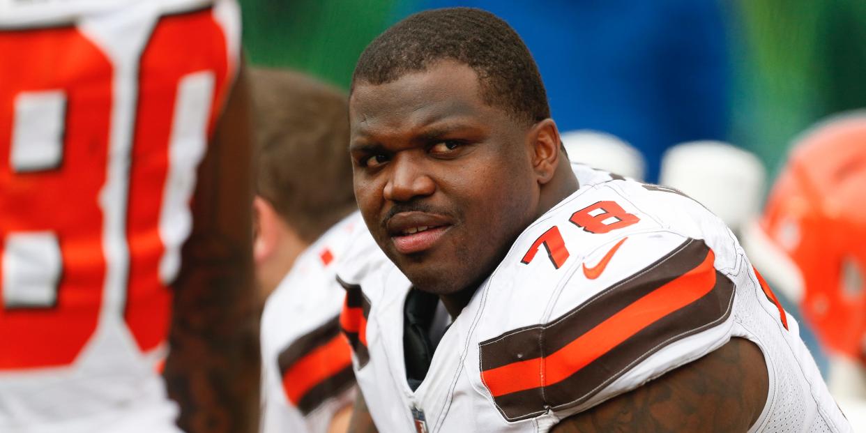 Cleveland Browns offensive tackle Greg Robinson