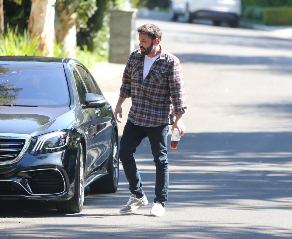 Ben Affleck is seen in Los Angeles while running errands with his son Samuel. - Credit: BG004/Bauergriffin.com / MEGA