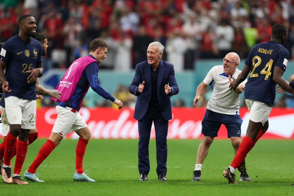 Didier Deschamps, Head Coach of France, celebrates with the team (Getty Images)