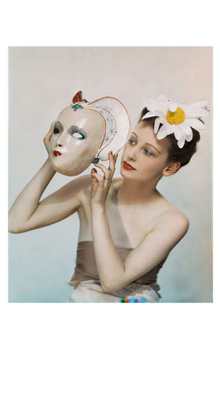 “Mask (Rosemary Chance)”, 1938.. PHOTO YEVONDE/NATIONAL PORTRAIT GALLERY, LONDRES