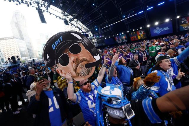 Second round is coming -- NFL Draft 2024 garners 150K fans and some of the most stunning images of the crowd - Yahoo Sport