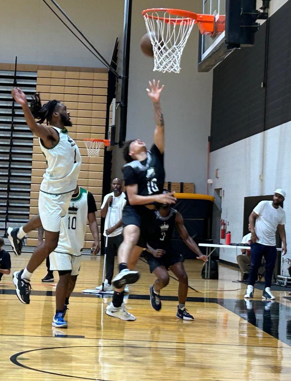 John "Juni" Mobley Jr., an Ohio State verbal commitment for the 2024 class, suited up in the Kingdom Summer League at Ohio Dominican on August 6, 2023.