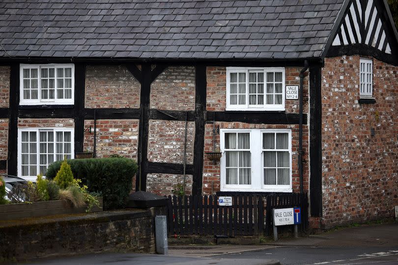 The timber framed cottages at the top of Vale Close are among the oldest houses in Stockport -Credit:Sean Hansford | Manchester Evening News