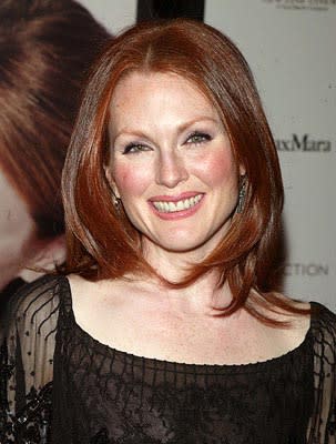 Julianne Moore at the New York premiere of New Line's Laws of Attraction