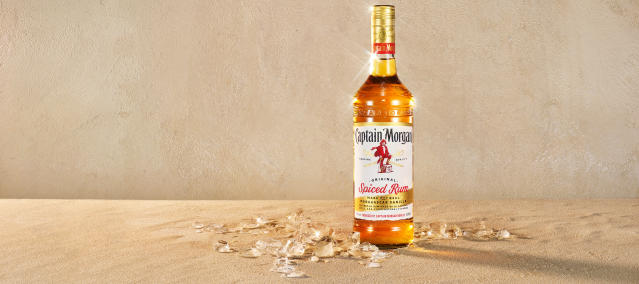 UP MADE EVEN RUM SPICED BETTER NOW LIQUID ORIGINAL WITH MORGAN LEVELS & LOOK, THE CAPTAIN