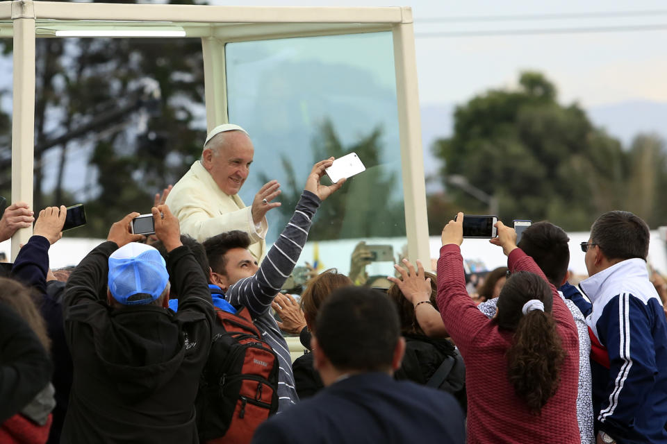 FOTOS: El Papa y su primer gran evento de masas en Colombia