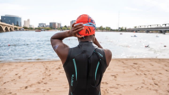 An athlete lines up before the NCAA Championship in Tempe, Ariz. Photo: Nils Nilsen