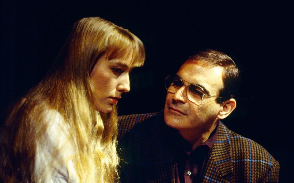 Lia Williams and David Suchet in Oleanna (1993)