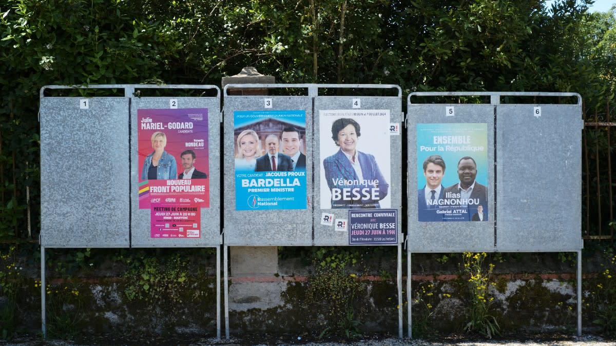 À Montaigu-Vendée (Vendée), des affiches présentent les candidats du Nouveau Front populaire, du Rassemblement national, de Reconquête et d'Ensemble pour la République aux élections législatives du 30 juin et du 7 juillet. | Mathieu Thomasset / Hans Lucas via AFP