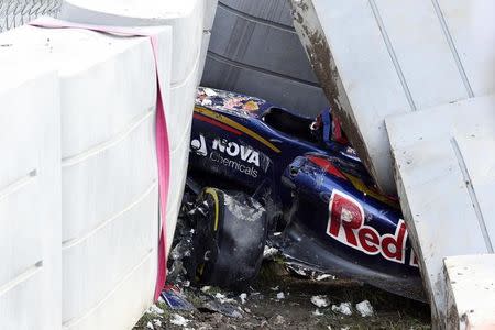 Formula One - F1 - Russian Grand Prix 2015 - Sochi Autodrom, Sochi, Russia - 10/10/15 The car of Toro Rosso's Carlos Sainz Junior after a crash during practice Mandatory Credit: Action Images / Hoch Zwei