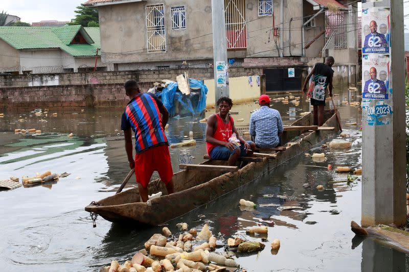 Congo River basin submerged by floods