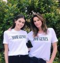 <a href="https://www.elle.fr/Mode/La-mode-des-stars/Toutes-les-fois-ou-Kaia-Gerber-a-copie-colle-le-style-de-Cindy-Crawford#xtor=AL-541" rel="nofollow noopener" target="_blank" data-ylk="slk:Voir la suite des photos sur ELLE.fr;elm:context_link;itc:0;sec:content-canvas" class="link ">Voir la suite des photos sur ELLE.fr</a><br><h3> A lire aussi </h3><ul><li><a href="https://www.elle.fr/Mode/La-mode-des-stars/Kaia-Gerber-copie-le-look-emblematique-de-Steve-Jobs-et-c-est-canon-3843171#xtor=AL-541" rel="nofollow noopener" target="_blank" data-ylk="slk:Kaia Gerber copie le look emblématique de Steve Jobs, et c’est canon !;elm:context_link;itc:0;sec:content-canvas" class="link ">Kaia Gerber copie le look emblématique de Steve Jobs, et c’est canon ! </a></li><li><a href="https://www.elle.fr/Mode/La-mode-des-stars/Cindy-Crawford-elle-pique-a-sa-fille-Kaia-Gerber-son-manteau-canon-3831076#xtor=AL-541" rel="nofollow noopener" target="_blank" data-ylk="slk:Cindy Crawford : elle pique à sa fille Kaia Gerber son manteau canon;elm:context_link;itc:0;sec:content-canvas" class="link ">Cindy Crawford : elle pique à sa fille Kaia Gerber son manteau canon </a></li><li><a href="https://www.elle.fr/Mode/La-mode-des-stars/Pour-ses-18-ans-Kaia-Gerber-copie-le-look-de-Cindy-Crawford-dans-les-annees-90-3806183#xtor=AL-541" rel="nofollow noopener" target="_blank" data-ylk="slk:Pour ses 18 ans, Kaia Gerber copie le look de Cindy Crawford dans les années 90;elm:context_link;itc:0;sec:content-canvas" class="link ">Pour ses 18 ans, Kaia Gerber copie le look de Cindy Crawford dans les années 90</a></li><li><a href="https://www.elle.fr/Mode/La-mode-des-stars/Kaia-Gerber-elle-recree-le-look-iconique-de-sa-mere-Cindy-Crawford-pour-Pepsi-3786892#xtor=AL-541" rel="nofollow noopener" target="_blank" data-ylk="slk:Kaia Gerber : elle recrée le look iconique de sa mère Cindy Crawford pour Pepsi;elm:context_link;itc:0;sec:content-canvas" class="link ">Kaia Gerber : elle recrée le look iconique de sa mère Cindy Crawford pour Pepsi</a></li><li><a href="https://www.elle.fr/Astro/Horoscope/Quotidien#xtor=AL-541" rel="nofollow noopener" target="_blank" data-ylk="slk:Consultez votre horoscope sur ELLE;elm:context_link;itc:0;sec:content-canvas" class="link ">Consultez votre horoscope sur ELLE</a></li></ul>