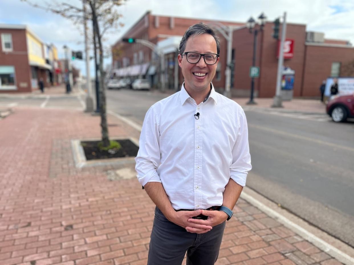 You won’t keep anyone on the Island without services, argues Summerside Mayor Dan Kutcher. (Wayne Thibodeau/CBC - image credit)