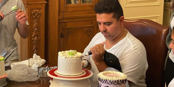 Be Your Own Cake Boss with the Whipple Pretend Cake Decorating Set - The Toy  Insider