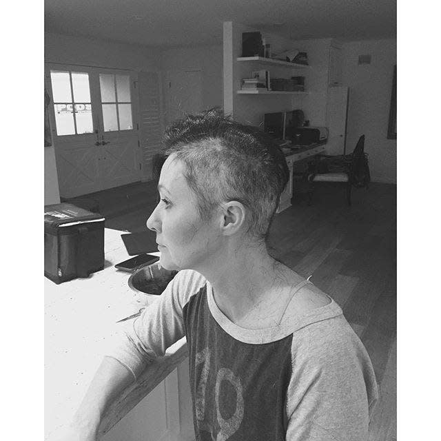 Shannen Doherty bravely shares photos of her battle with cancer on Facebook