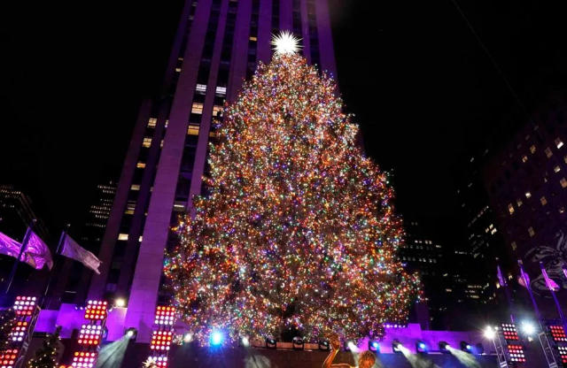 Estos son los árboles de Navidad más altos del mundo (y 2 están en