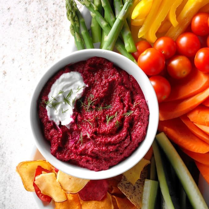 Roasted Beetroot And Garlic Hummus  Exps Thjj18 205174 D01 31 2b 5