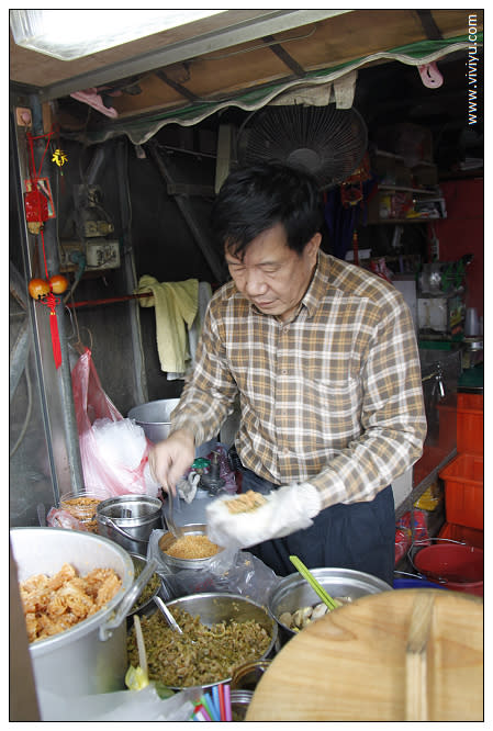 苗栗苑裡早市美食六連發～采園飯丸＋無招牌飯丸＋通霄煎包＋苑裡煎餃＋進發魚丸店＋王記魚丸