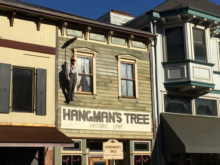 A mannequin hangs from the Hangman's Tree Historic Spot in Placerville, Calif. (Hailey Branson-Potts/Los Angeles Times/)