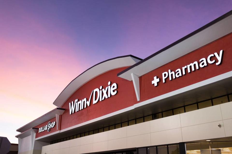 Southeastern Grocers, empresa matriz de Winn-Dixie, con sede en Jacksonville, fue adquirida por Aldi en 2023. La fusión se completó en marzo de 2024.