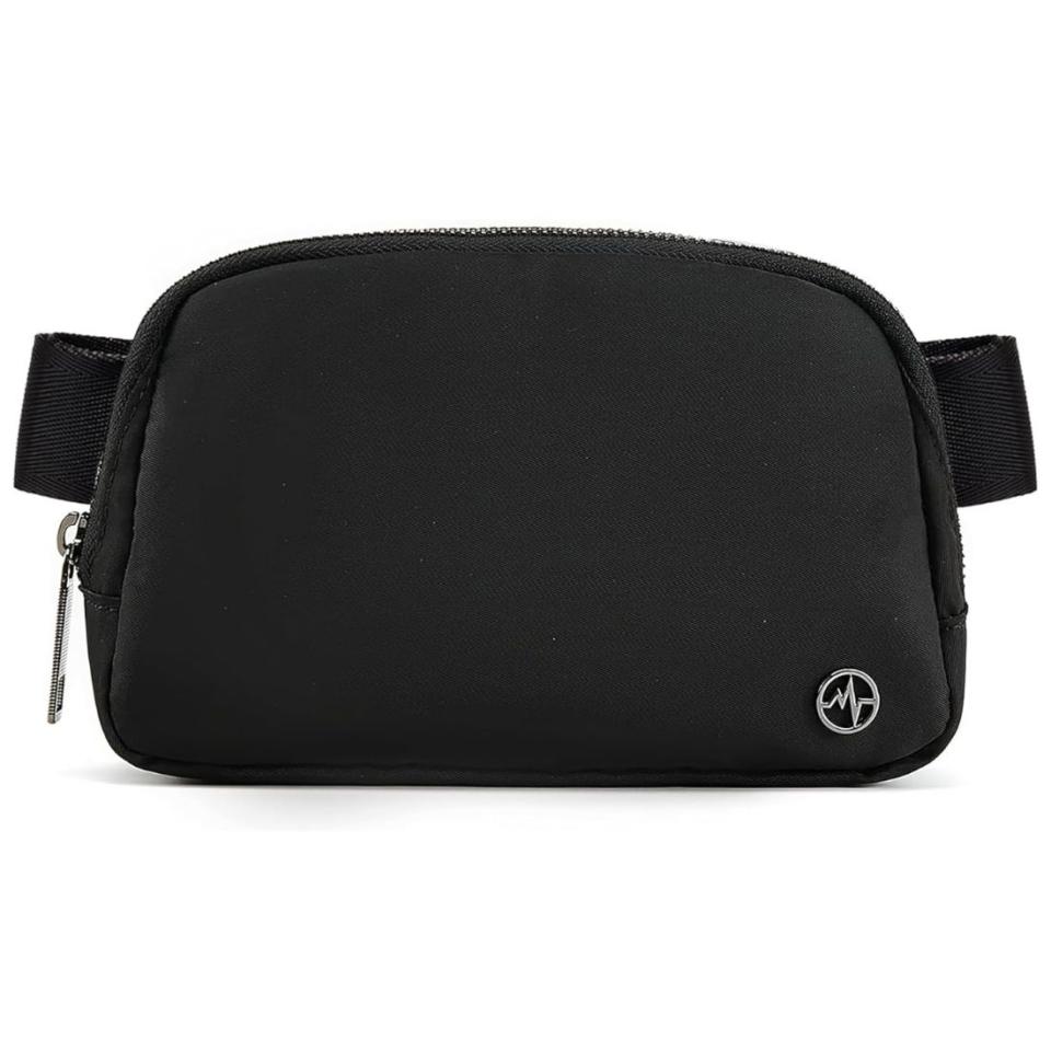 black lululemon everywhere bag dupe