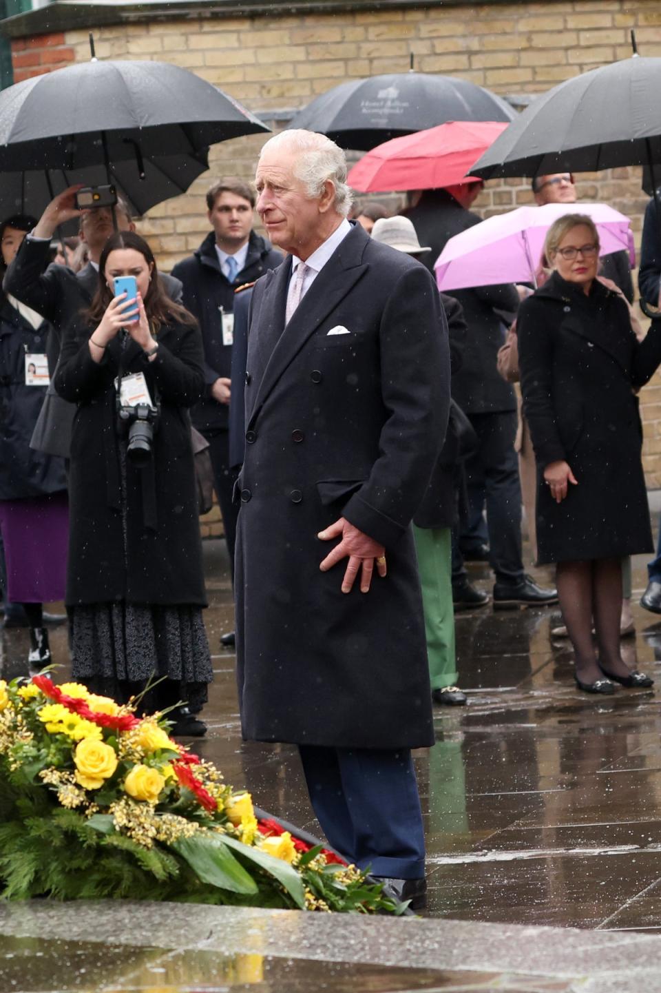 King Charles III lays a wreath on the steps of St. Nikolai Memorial Church (Getty Images)