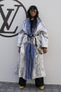 <a href="https://www.elle.fr/People/Tapis-rouge/Tapis-rouge-Fashion-week/Lea-Seydoux-Janet-Jackson-Charlene-de-Monaco-l-incroyable-premier-rang-du-defile-Louis-Vuitton#xtor=AL-541" rel="nofollow noopener" target="_blank" data-ylk="slk:Voir la suite des photos sur ELLE.fr;elm:context_link;itc:0;sec:content-canvas" class="link ">Voir la suite des photos sur ELLE.fr</a><br><h3> A lire aussi </h3><ul><li><a href="https://www.elle.fr/People/La-vie-des-people/News/North-West-son-apparition-surprise-au-defile-de-Kanye-West-a-Paris-4068872#xtor=AL-541" rel="nofollow noopener" target="_blank" data-ylk="slk:North West : son apparition surprise au défilé de Kanye West à Paris;elm:context_link;itc:0;sec:content-canvas" class="link ">North West : son apparition surprise au défilé de Kanye West à Paris</a></li><li><a href="https://www.elle.fr/People/Tapis-rouge/Tapis-rouge-Fashion-week/Isabelle-Adjani-Nicolas-Maury-Lena-Situations-les-celebrites-presentes-au-defile-Lanvin#xtor=AL-541" rel="nofollow noopener" target="_blank" data-ylk="slk:Isabelle Adjani, Nicolas Maury, Léna Situations : les célébrités présentes au défilé Lanvin;elm:context_link;itc:0;sec:content-canvas" class="link ">Isabelle Adjani, Nicolas Maury, Léna Situations : les célébrités présentes au défilé Lanvin</a></li><li><a href="https://www.elle.fr/People/Tapis-rouge/Tapis-rouge-Fashion-week/Paris-Jackson-Tina-Kunakey-Ellie-Goulding-le-premier-rang-style-du-defile-Stella-McCartney#xtor=AL-541" rel="nofollow noopener" target="_blank" data-ylk="slk:Paris Jackson, Tina Kunakey, Ellie Goulding : le premier rang stylé du defilé Stella McCartney;elm:context_link;itc:0;sec:content-canvas" class="link ">Paris Jackson, Tina Kunakey, Ellie Goulding : le premier rang stylé du defilé Stella McCartney</a></li><li><a href="https://www.elle.fr/People/Tapis-rouge/Tapis-rouge-Fashion-week/Estelle-Lefebure-et-Naomi-Campbell-complices-au-defile-L-Oreal-Paris#xtor=AL-541" rel="nofollow noopener" target="_blank" data-ylk="slk:Estelle Lefébure et Naomi Campbell complices au défilé L’Oréal Paris;elm:context_link;itc:0;sec:content-canvas" class="link ">Estelle Lefébure et Naomi Campbell complices au défilé L’Oréal Paris</a></li><li><a href="https://www.elle.fr/Astro/Horoscope/Quotidien#xtor=AL-541" rel="nofollow noopener" target="_blank" data-ylk="slk:Consultez votre horoscope sur ELLE;elm:context_link;itc:0;sec:content-canvas" class="link ">Consultez votre horoscope sur ELLE</a></li></ul>